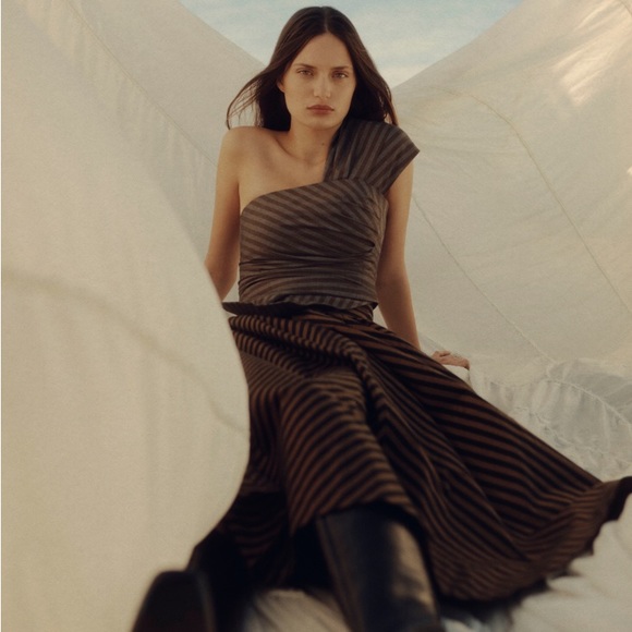 New Tory Burch ONE SHOULDER WRAP TOP $698 0 - Picture 5 of 11